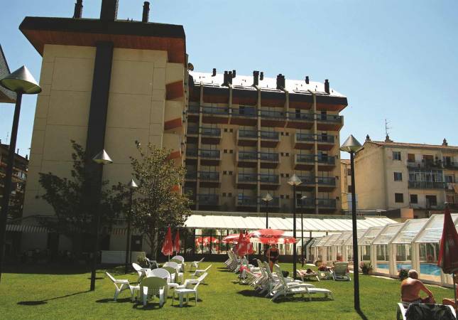 Inolvidables ocasiones en Hotel Oroel. El entorno más romántico con los mejores precios de Huesca